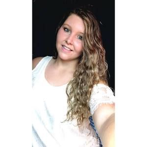 Meet your Posher, Macey